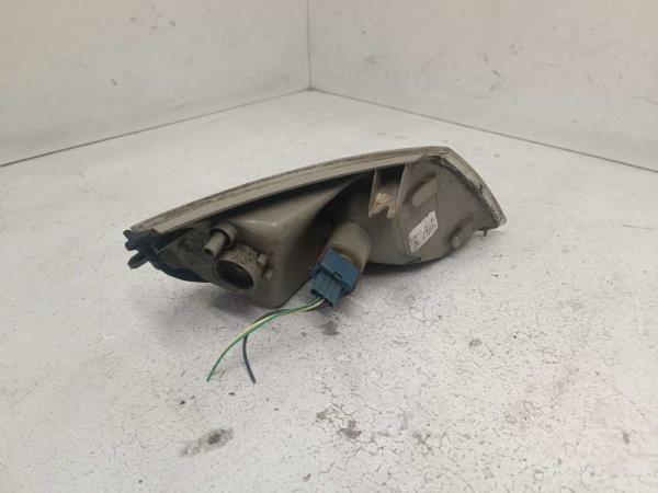 CLIGNOTEUR GAUCHE SAAB 9-5 -10/2001 - Vue 2